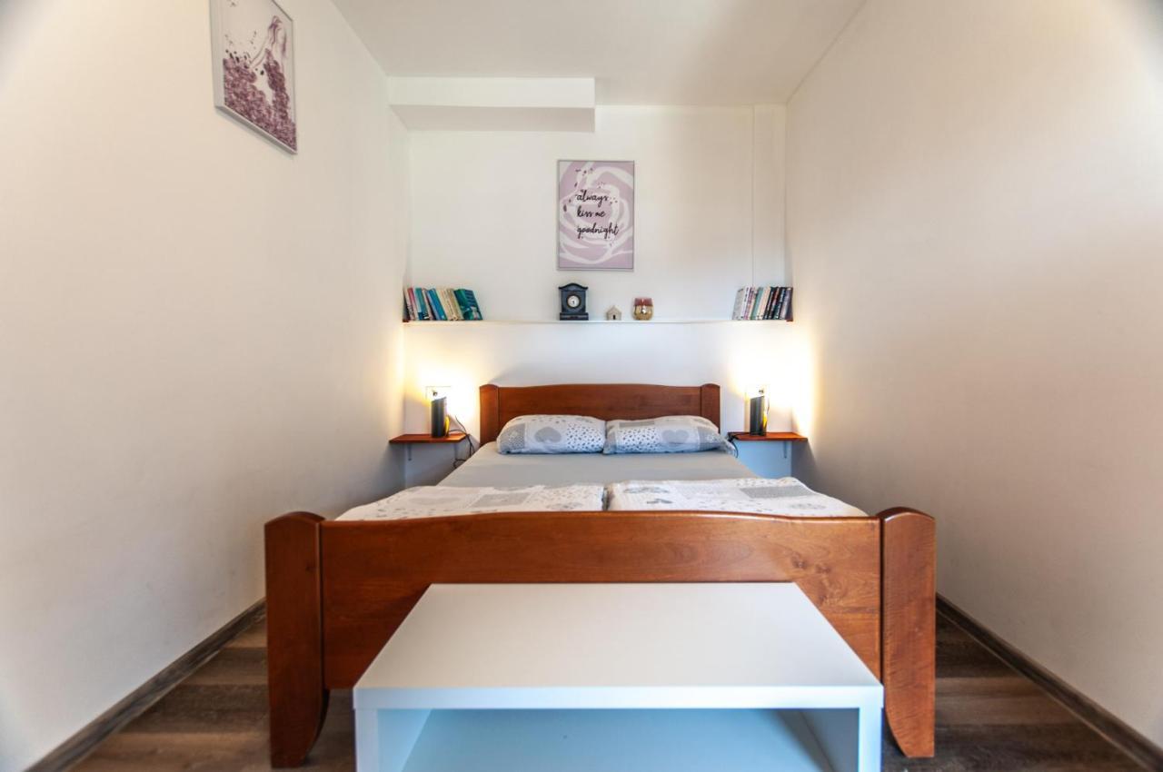 Apartments Julia Бохинь Экстерьер фото